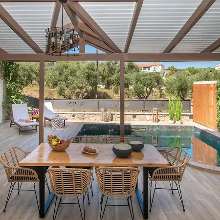 Ilision Aqua - Exclusive Private Pool Aparthotel Argassi