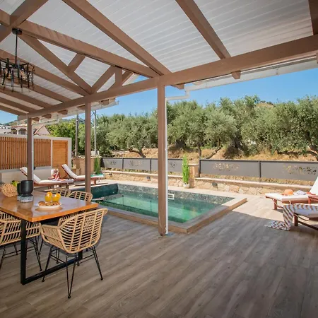 Ilision Aqua - Exclusive Private Pool Argassi